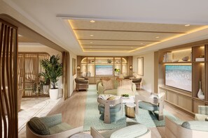 Executive lounge - The Royal at Atlantis (Paradise Island)