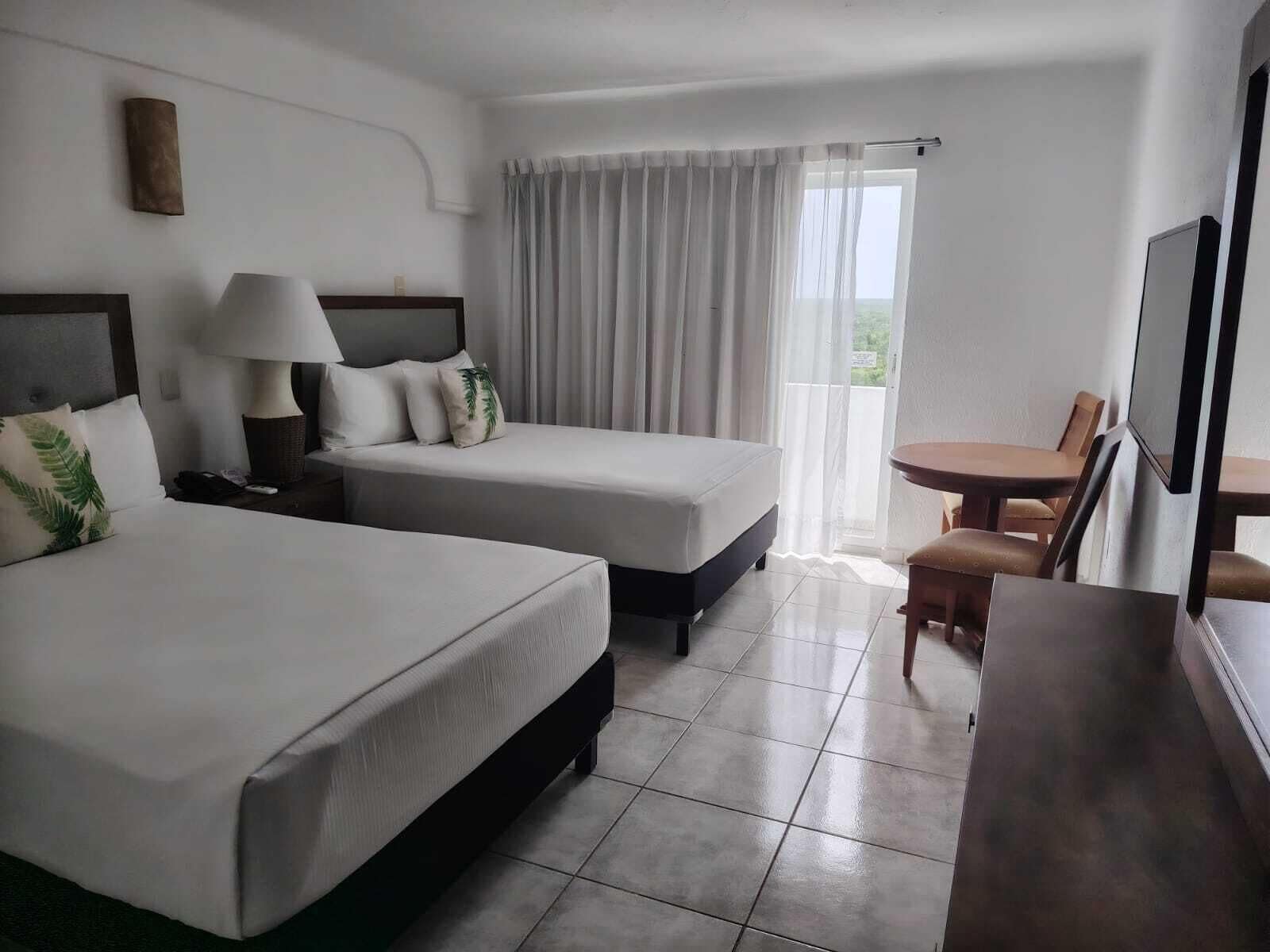 Cofres nos quartos, individualmente decorados