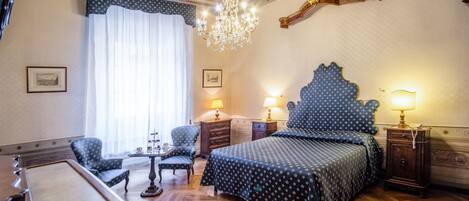 Superior Double Room Single Use | Minibar, in-room safe, desk, blackout drapes