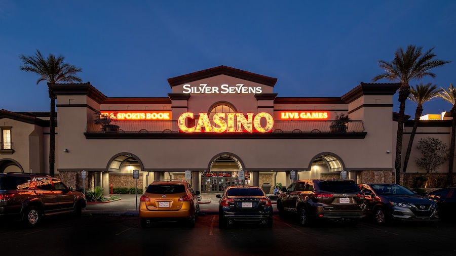 Silver Sevens Hotel & Casino
