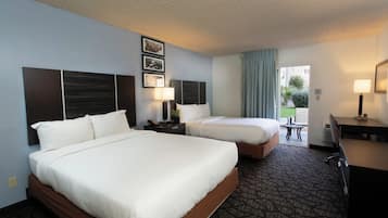 Deluxe Patio Room
