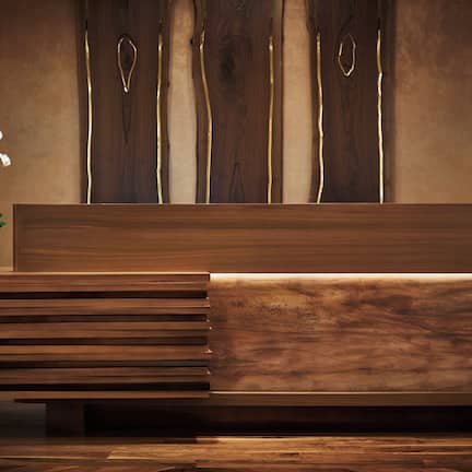 Couples treatment rooms, body treatments, hot stone massages