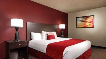 Desk, laptop workspace, iron/ironing board, rollaway beds