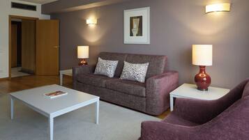 Familielejlighed - 1 soveværelse | 1 soveværelse, premium-sengetøj, minibar, pengeskab på værelset