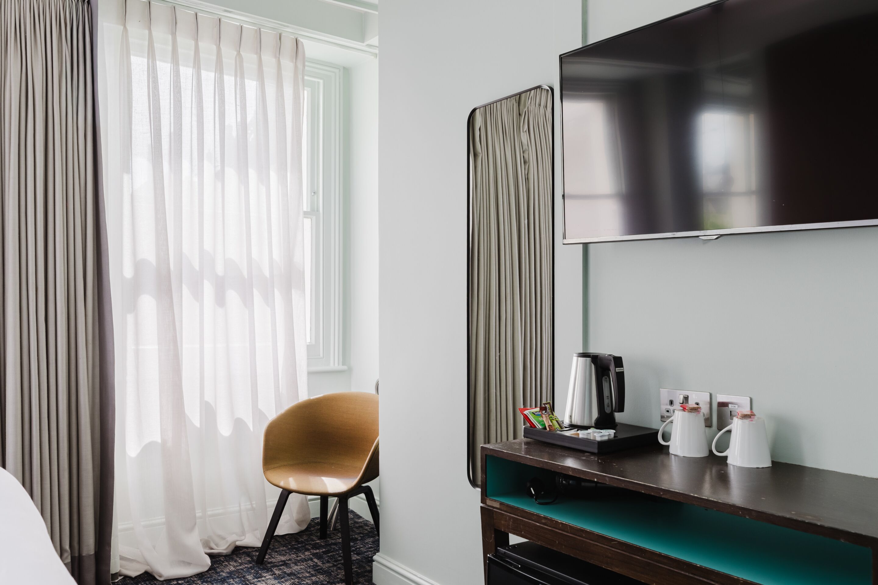 Standard Double Room, Ensuite | Iron/ironing board, free WiFi, bed sheets