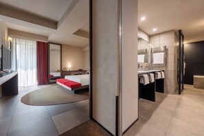 Suite junior | Minibar, caja fuerte, escritorio y wifi gratis