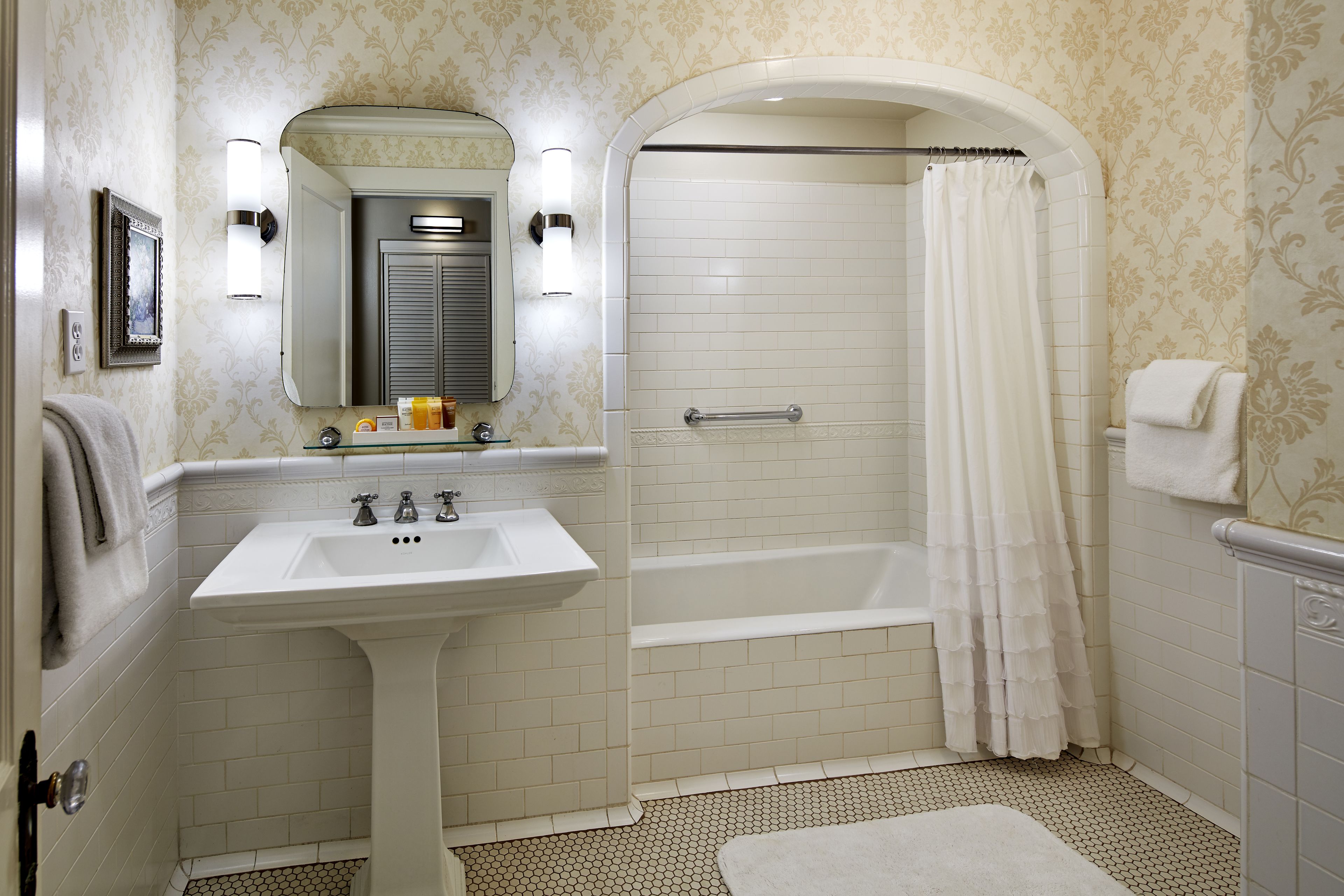 room (library) | bathroom | designer toiletries, hair dryer, bathrobes, towels