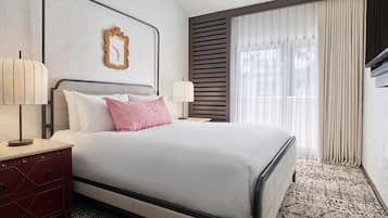 Standard Room, 1 King Bed | Egyptian cotton sheets, premium bedding, down comforters, pillowtop beds