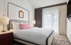 Standard Room, 1 King Bed | 1 bedroom, Egyptian cotton sheets, premium bedding, down comforters