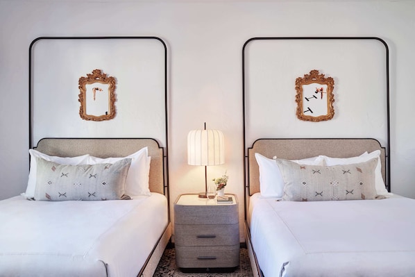 Standard Room, 2 Queen Beds
