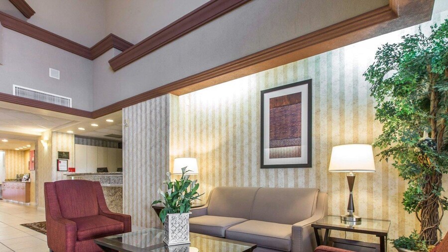 Comfort Suites Palm Desert I-10