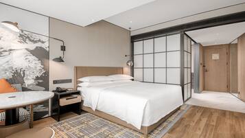 Quarto luxo, 1 cama King, vista para a cidade | Vista do quarto