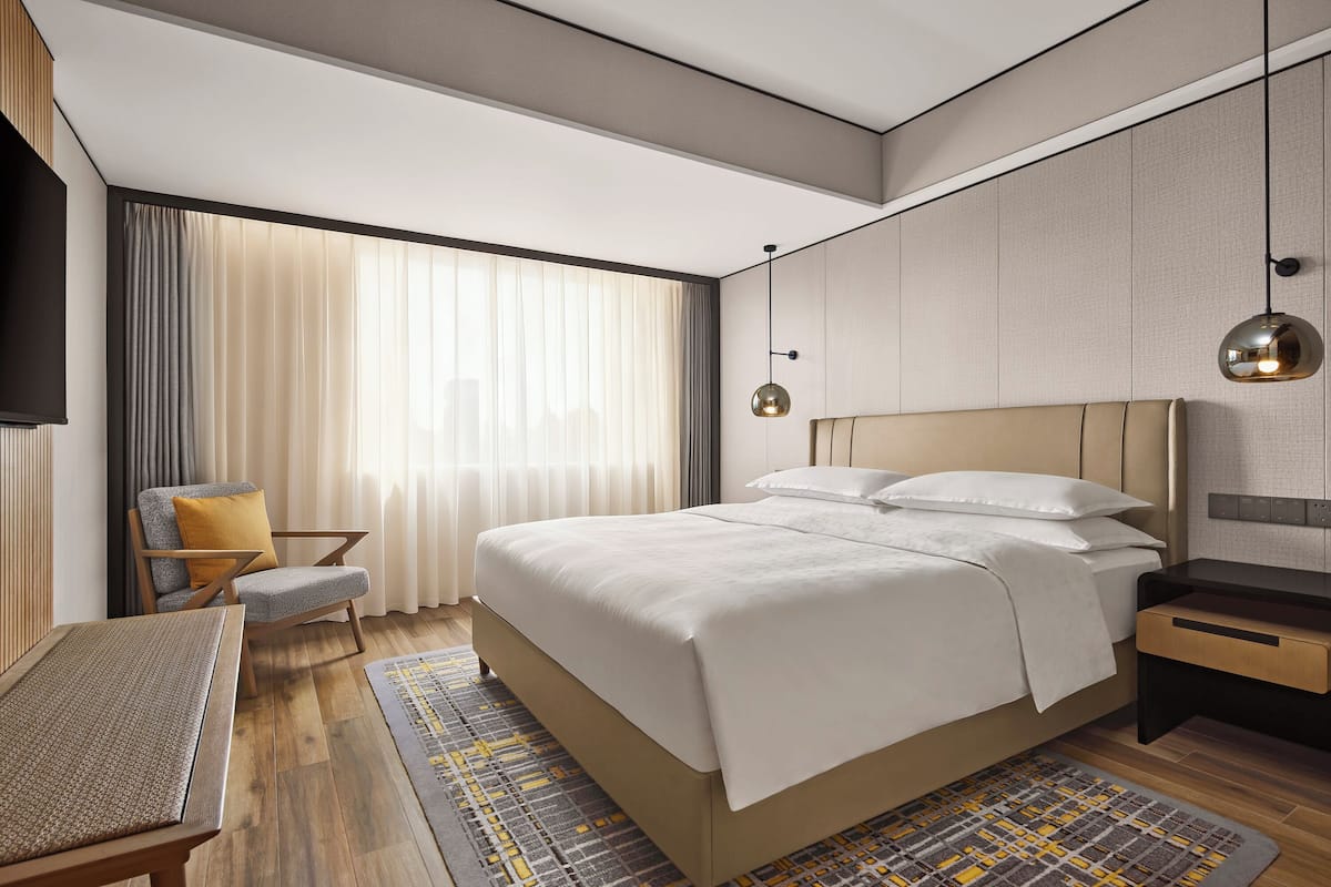 Minibar, in-room safe, blackout curtains, iron/ironing board