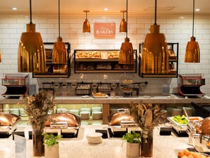 Desayuno buffet todos los días (con cargo)