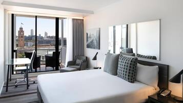 Balcony Room, 1 Queen Bed, City View | Premium bedding, minibar, in-room safe, desk