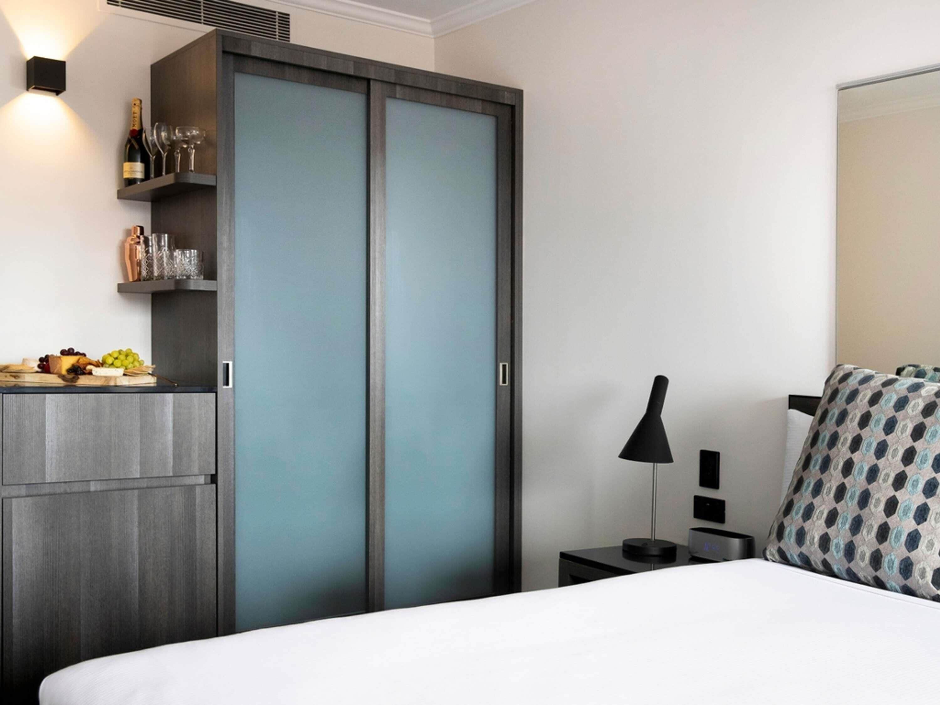 Premium bedding, minibar, in-room safe, desk