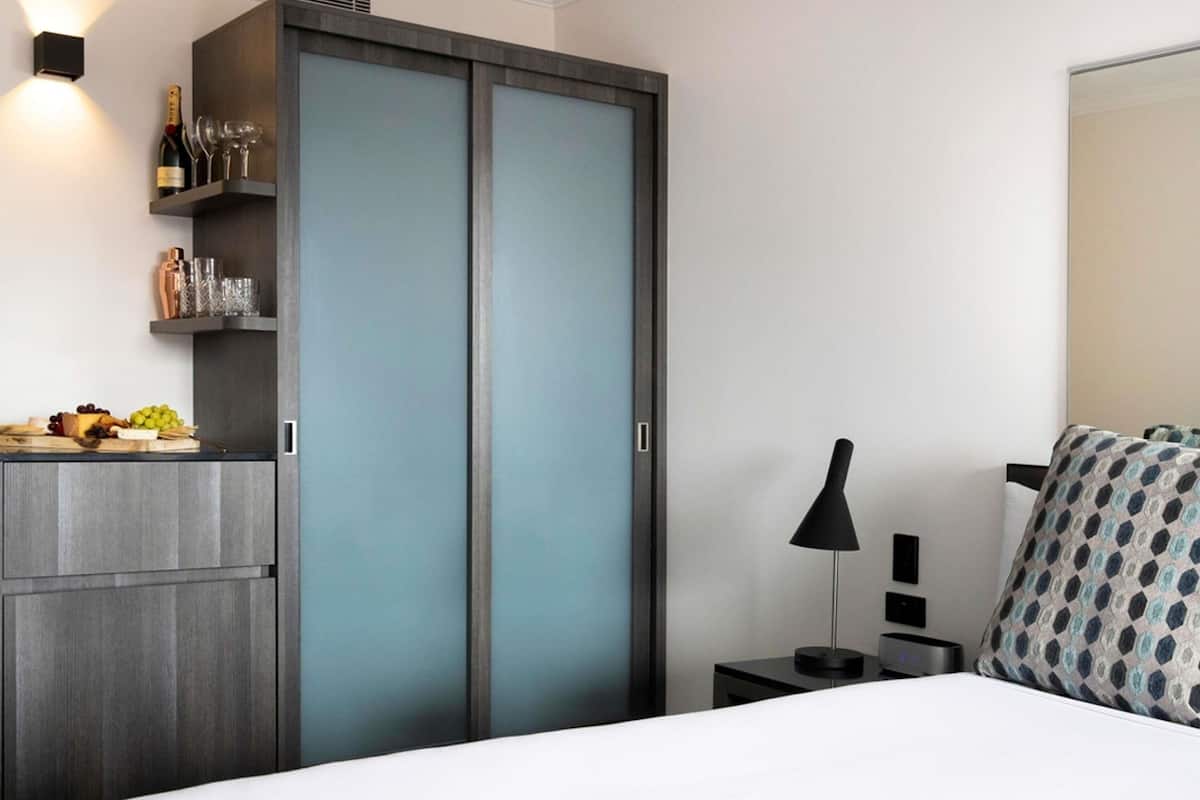 Premium bedding, minibar, in-room safe, desk