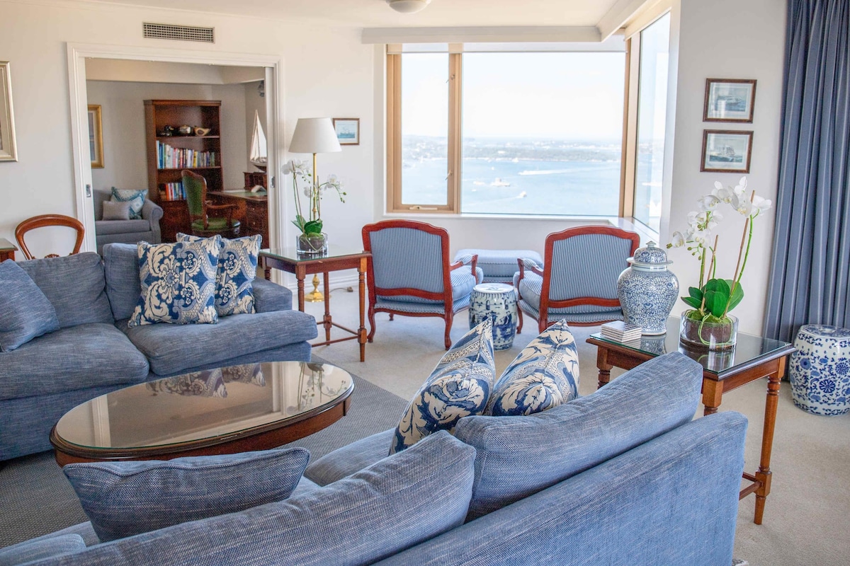 Penthouse, 2 Bedrooms, City View (Non-refurbished) | Minibar, in-room safe, blackout curtains, iron/ironing board