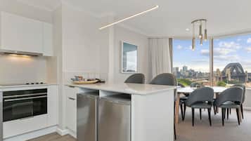 Deluxe Apartment, 2 Bedrooms, Harbor View (2 King Beds) | Minibar, in-room safe, blackout drapes, iron/ironing board