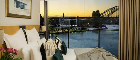 Apartment, 2 Bedrooms, Harbour View (Non-refurbi shed) | 1 bedroom, premium bedding, minibar, in-room safe