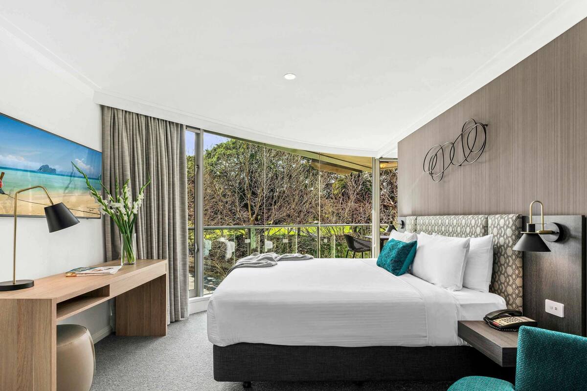 Deluxe Apartment, 2 Double Beds, Garden View | 1 bedroom, premium bedding, minibar, in-room safe