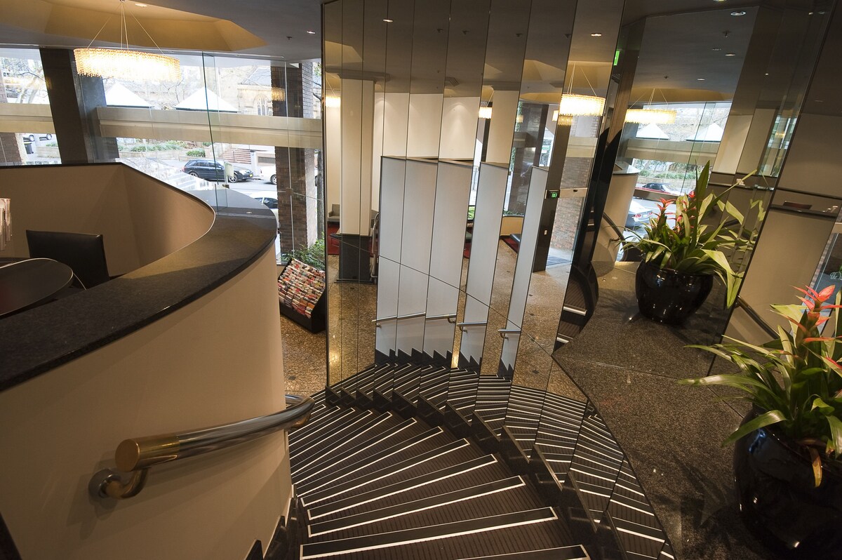 The York by Swiss-Belhotel International