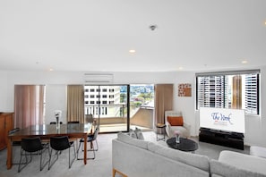 Three Bedroom Apartment | Living area