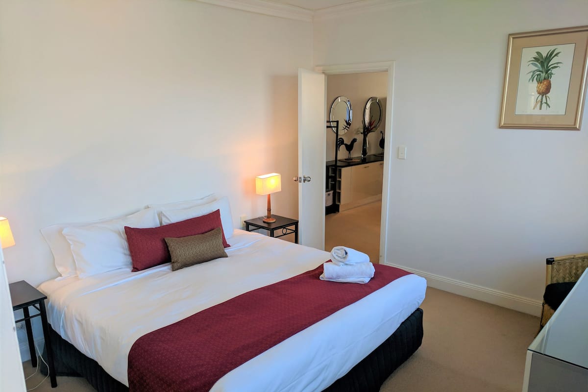 Family Apartment with One Bedroom | 2 bedrooms, iron/ironing board, free WiFi, bed sheets