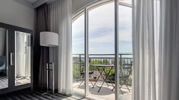 이집트산 면 시트, 고급 침구, 필로우탑 침대, 미니바