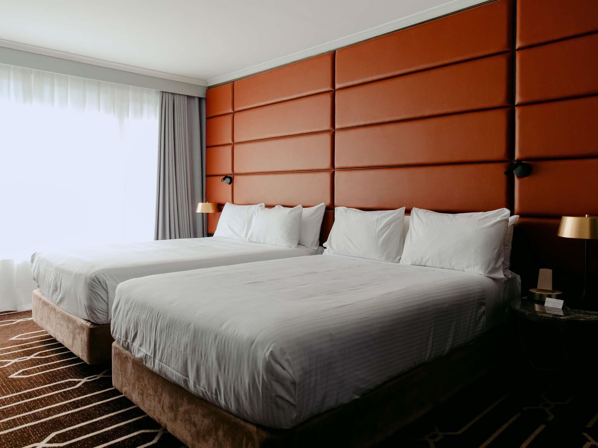 Superior Twin Room, 2 Double Beds | In-room safe, individually furnished, desk, laptop workspace