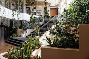 Quầy tiếp tân