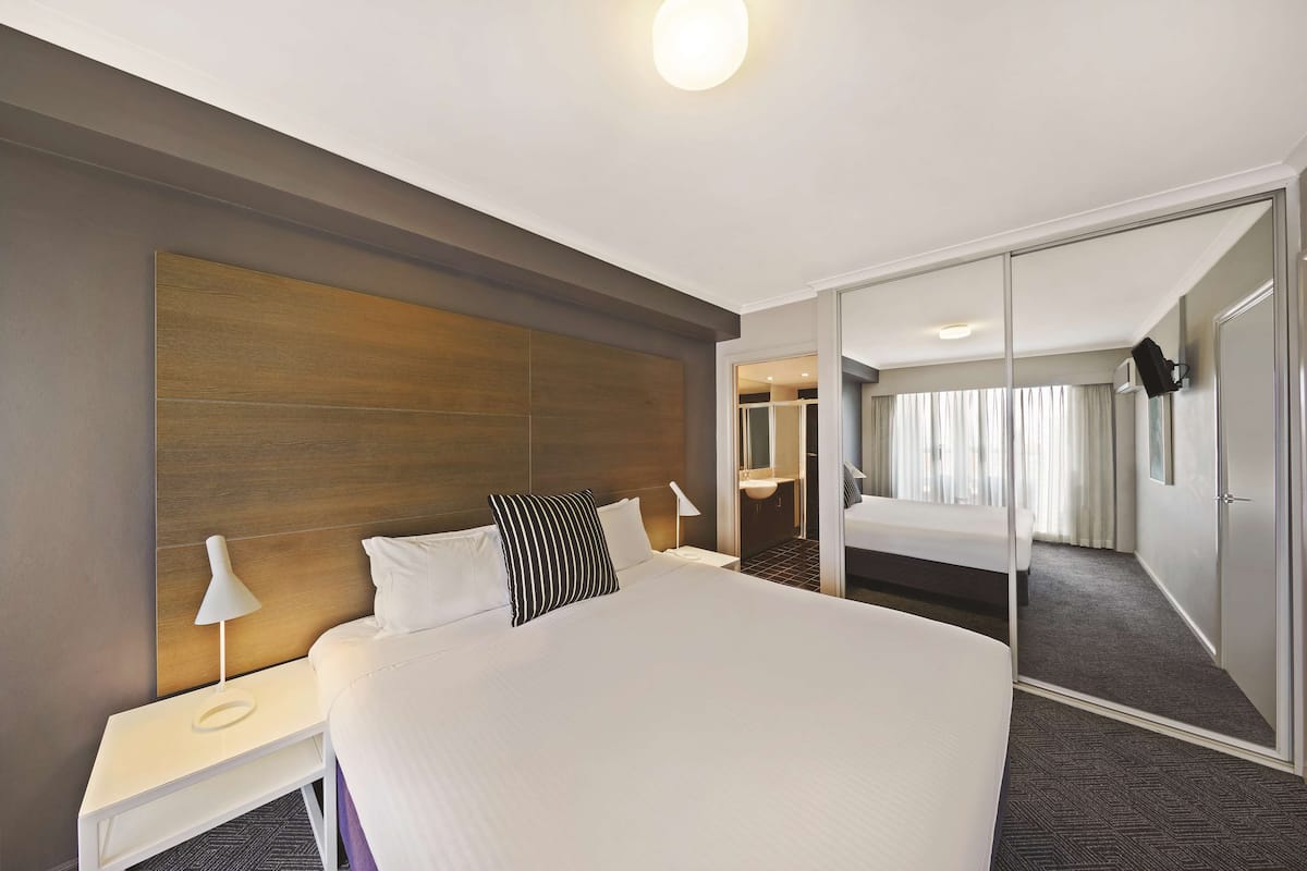 1 bedroom, pillowtop beds, in-room safe, desk