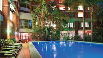 Outdoor pool, sun loungers