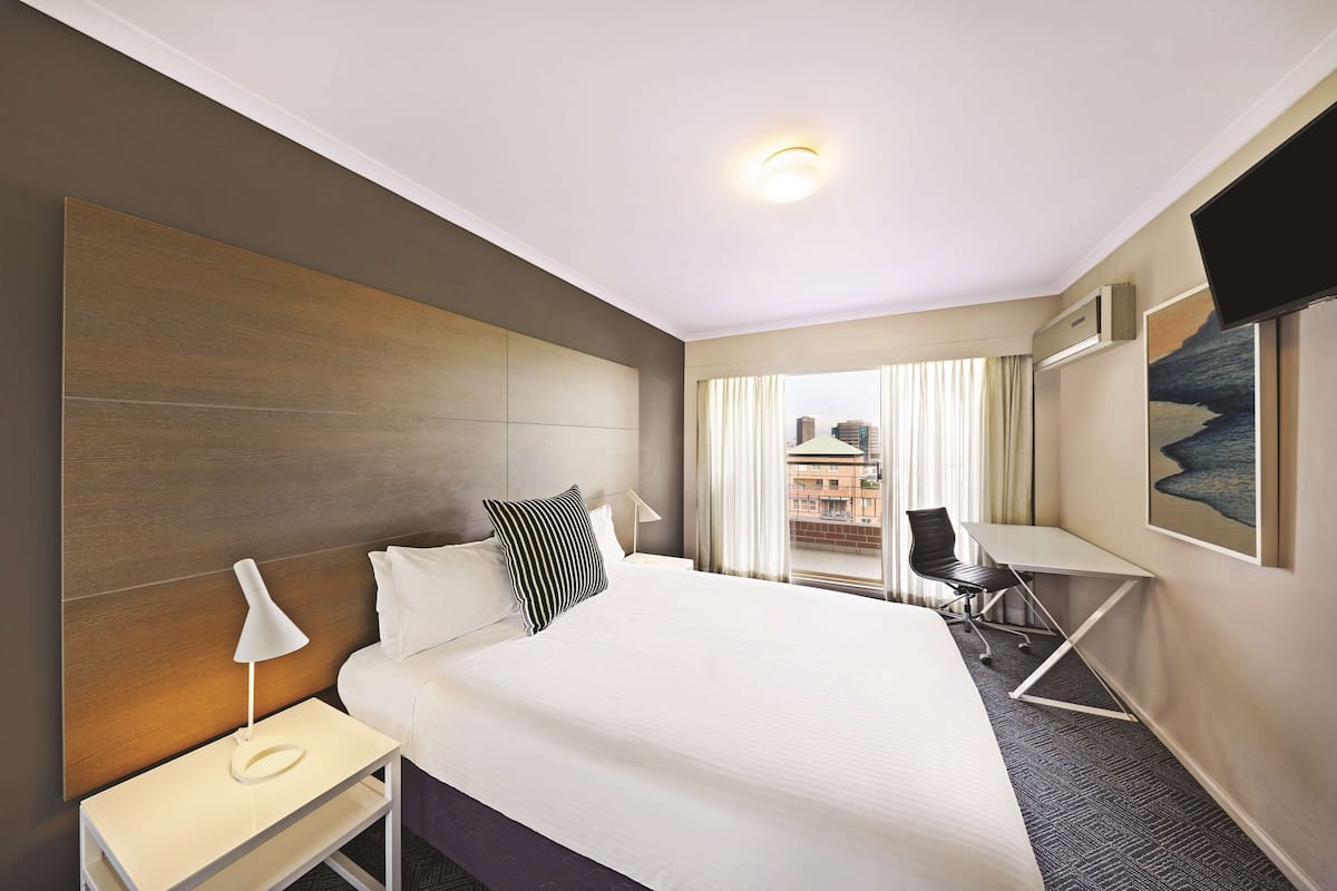 1 bedroom, pillow-top beds, in-room safe, desk