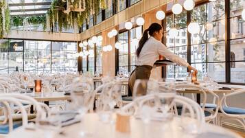 Breakfast, lunch and dinner served