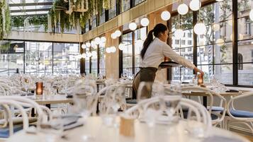 Breakfast, lunch and dinner served