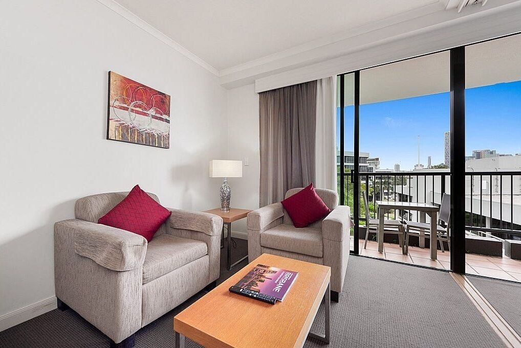 Télévision à écran plat