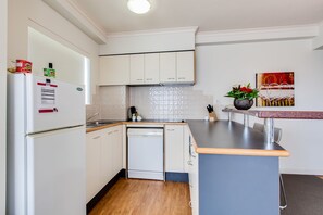 Fridge, microwave, coffee/tea maker, electric kettle