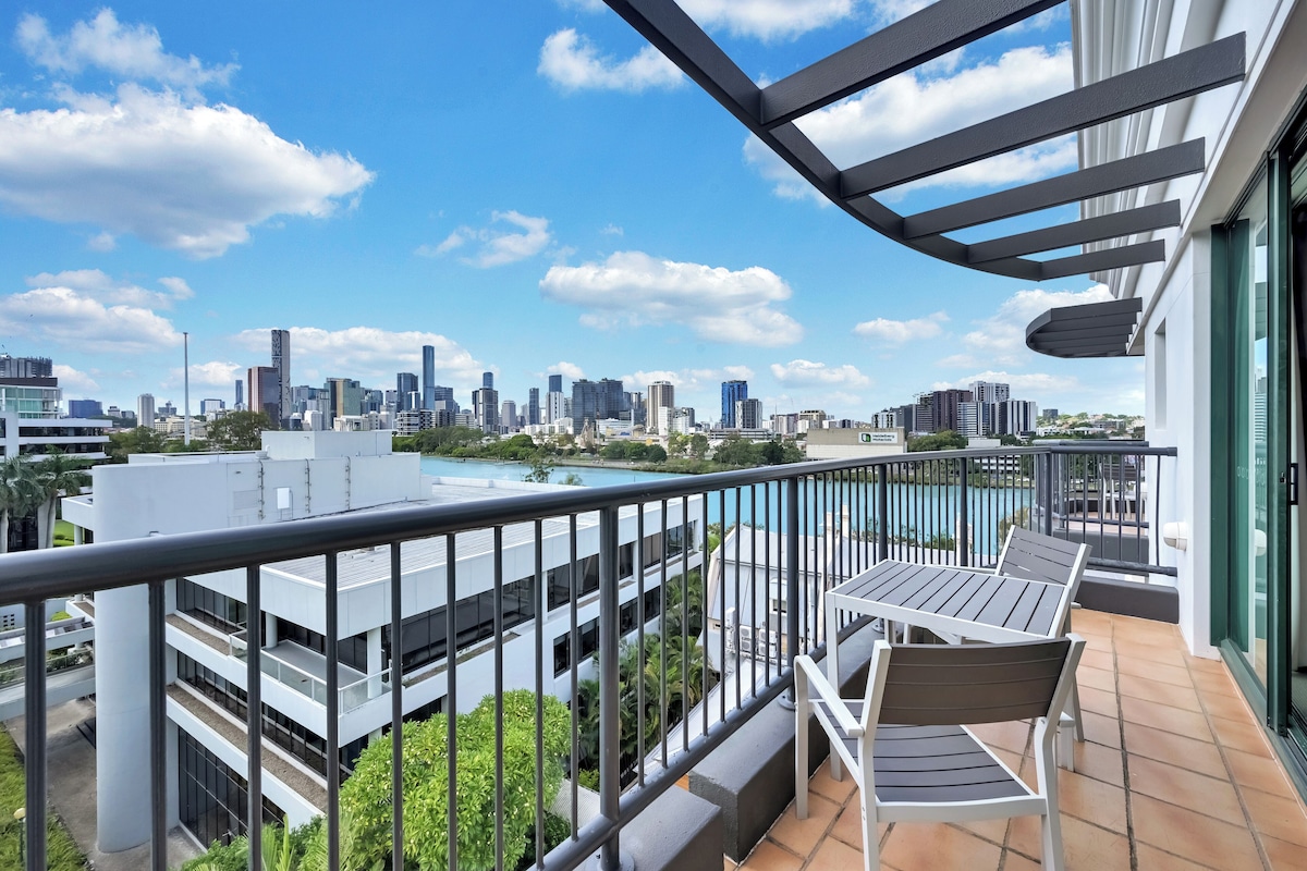 Cosmo Apartment Hotel