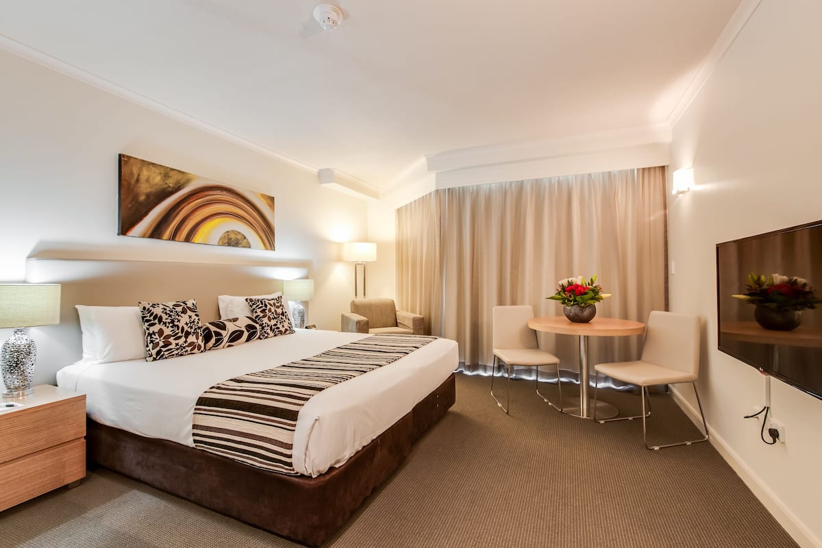 1 bedroom, soundproofing, iron/ironing board, free WiFi