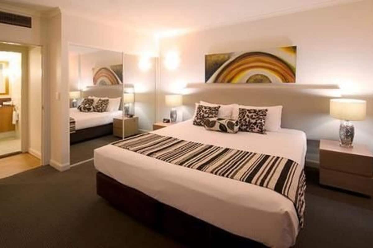 Soundproofing, iron/ironing board, free WiFi, bed sheets