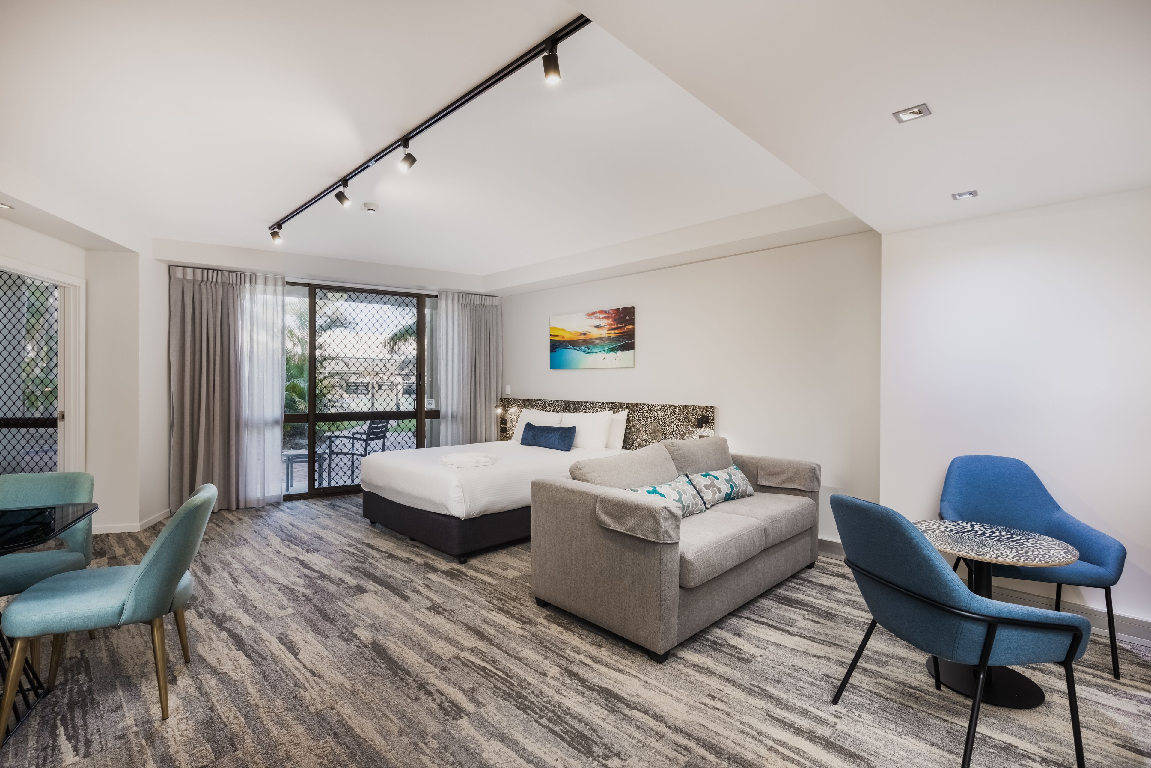 mermaid suite | in-room safe, soundproofing, iron/ironing board, free wifi