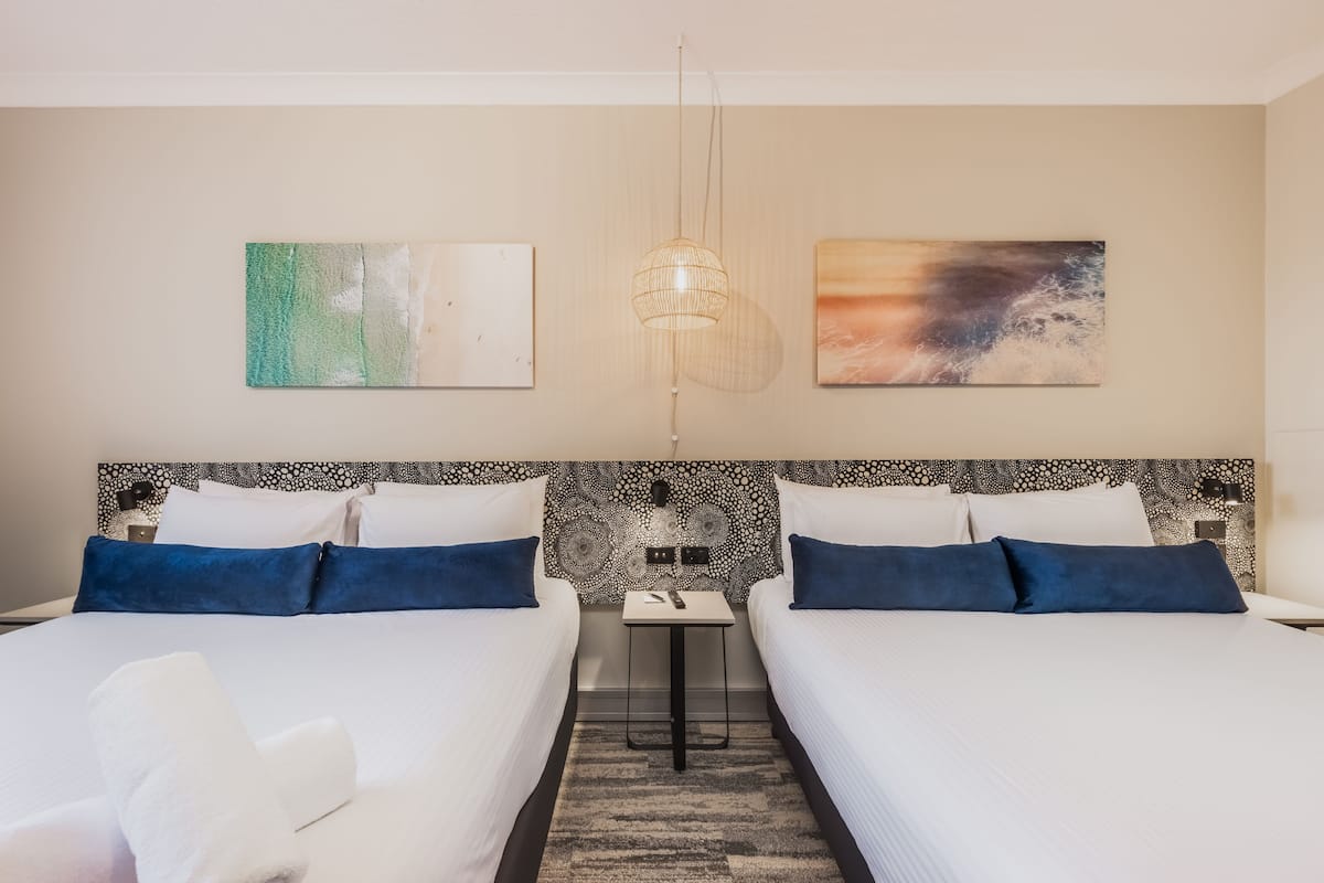 Studio Twin Queen | In-room safe, soundproofing, iron/ironing board, free WiFi