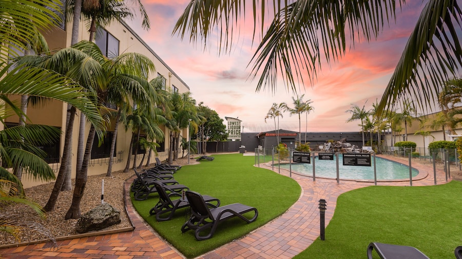 Nightelier Mermaid Waters