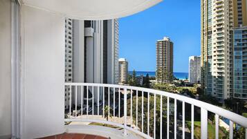 Executive Suite, 1 Katil Raja (King), Balcony | Balkoni