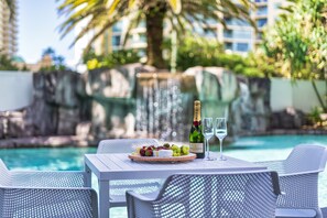 Outdoor pool, open 7:00 AM to 9:00 PM, pool loungers - Sovereign Gold Coast (Surfers Paradise)
