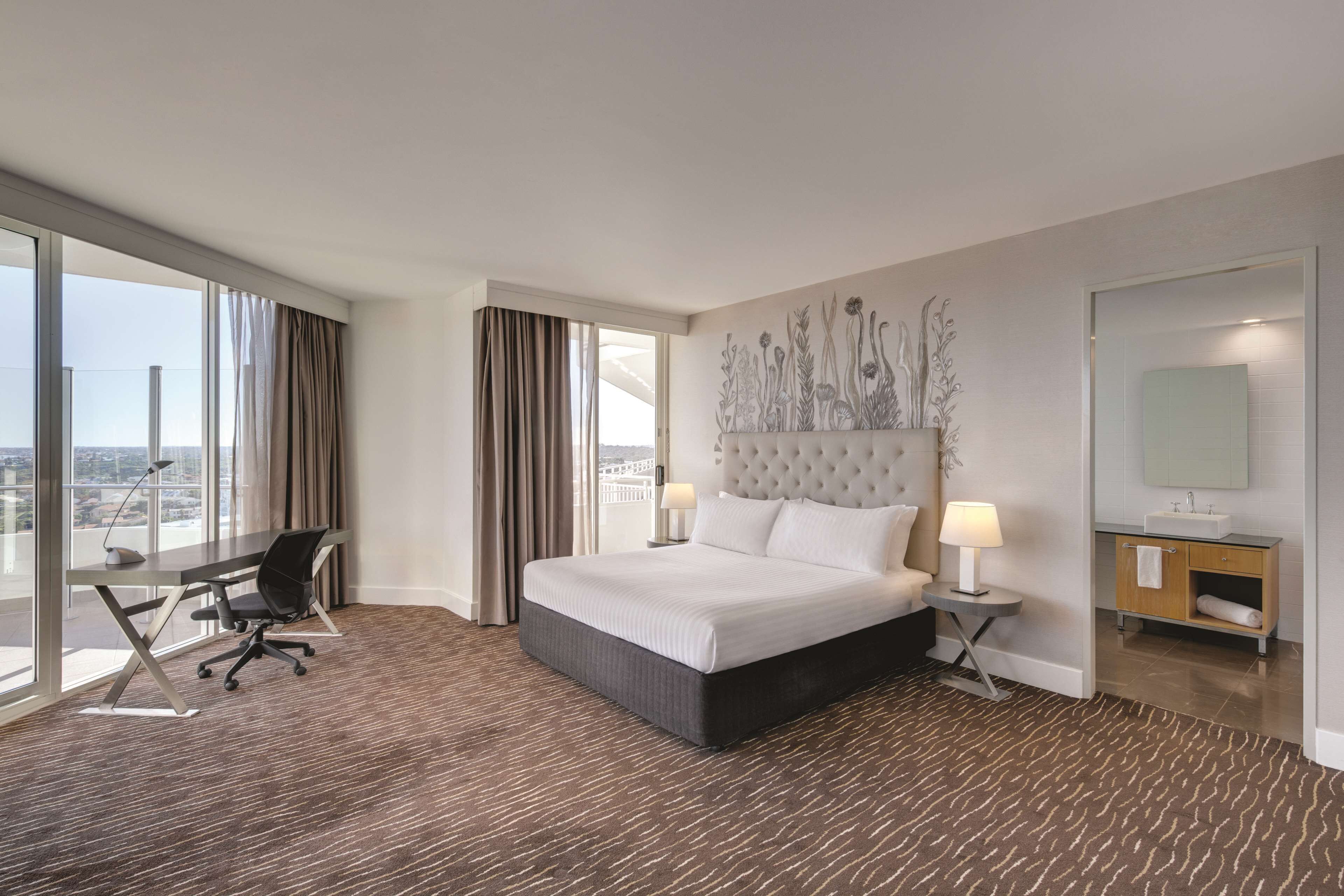 minibar, in-room safe, desk, blackout curtains