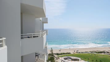 Beach/ocean view