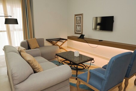 Sheraton Khalidiya Hotel - Image 46