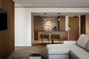 Zimmer | Hochwertige Bettwaren, Pillowtop-Betten, Zimmersafe